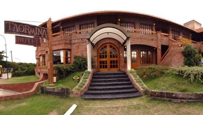 Taormina Hotel Pinamar Esterno foto